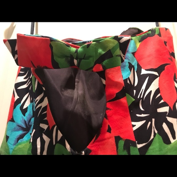 A.J. Bari Floral Hawaiian Sundress - Picture 5 of 12